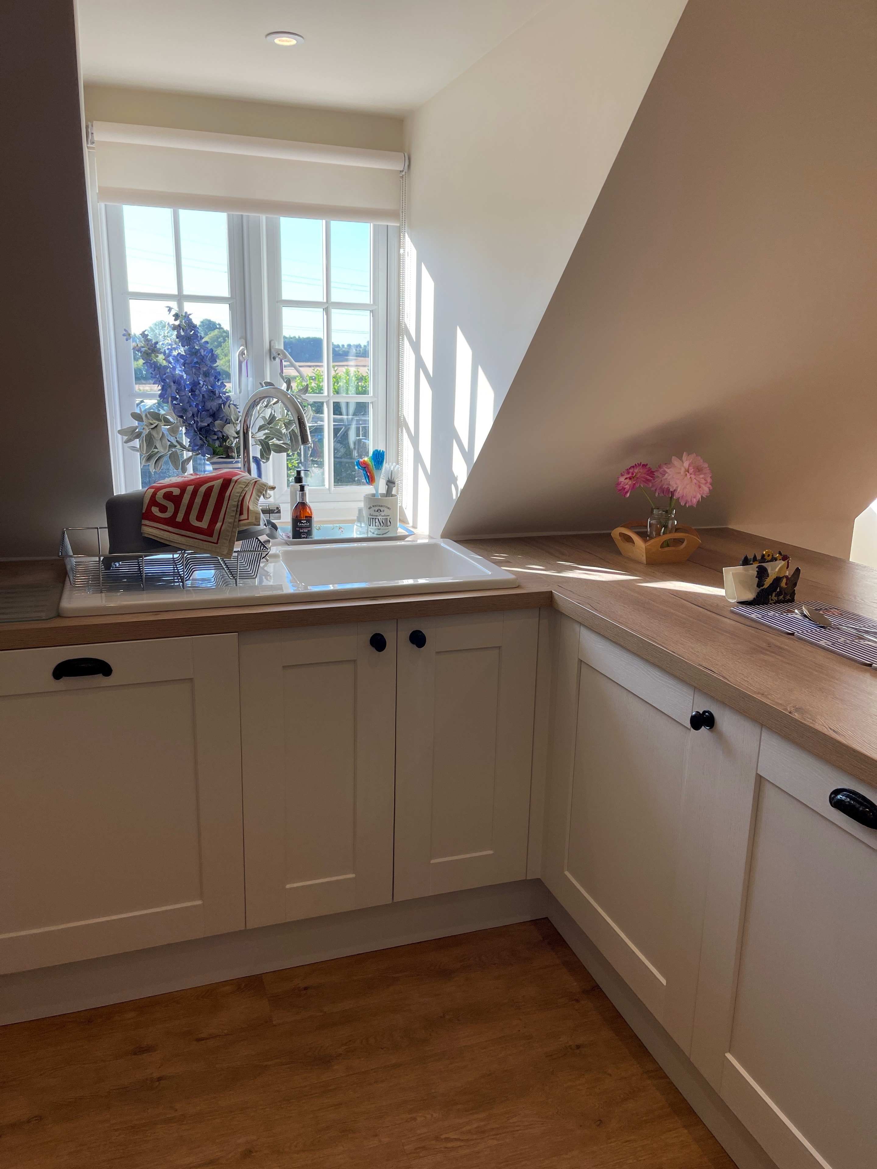 The kitchen inside Neatham Barn